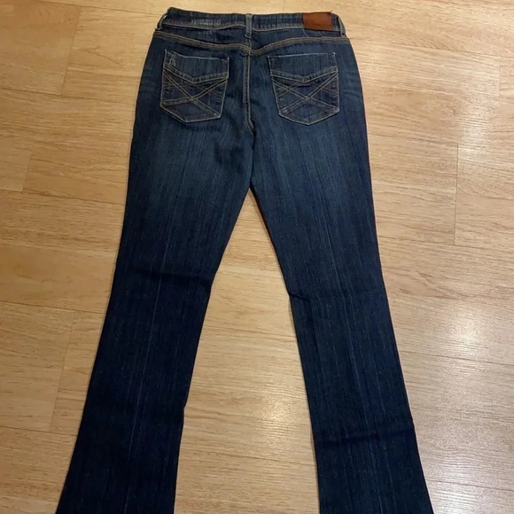 DKNY East Side Jeans Faded Blue Denim Size 8 - Picture 2 of 12